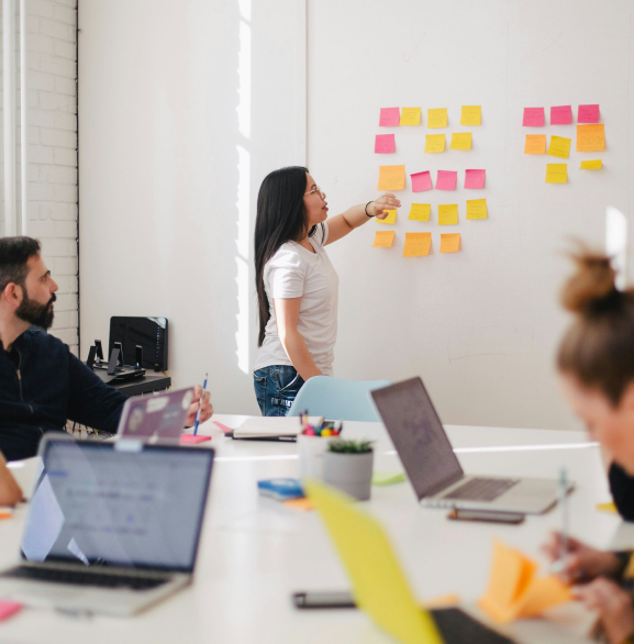 image of team management meeting from Unsplash